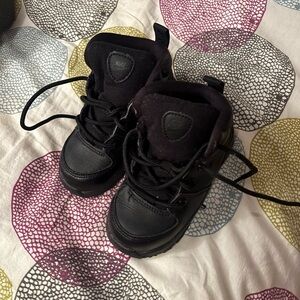 Nike Kids Black Sneakers